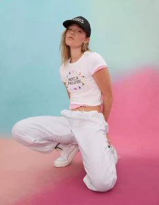 American Eagle AE Olivia Ponton Pride Graphic Tee T-shirts Damen Weiß | EZQPD0412
