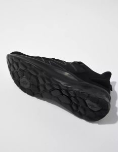 American Eagle NB Fresh Foam Roav V2 Sneakers Herren Schwarz | GTVIZ1596